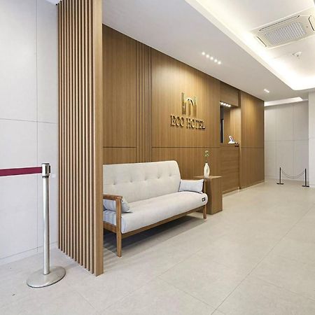Eco Hotel Mokpo Exteriör bild