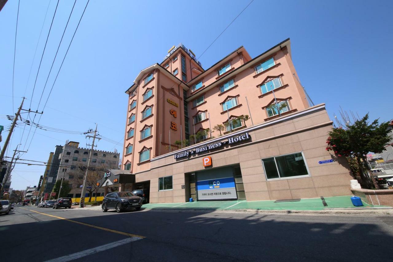 Eco Hotel Mokpo Exteriör bild
